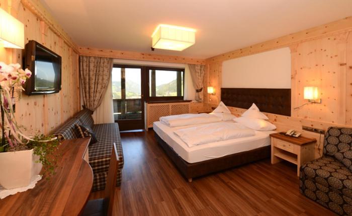 Hotel Alaska
